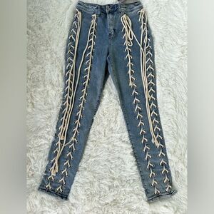 Pressed Woman’s Rope & Tie Jeans